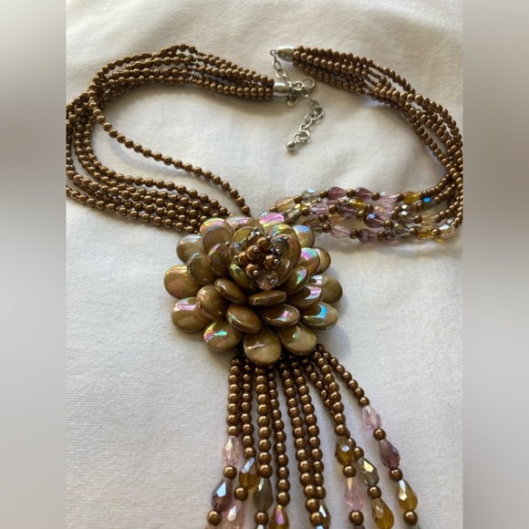 Joan Rivers Jewelry - Joan Rivers Starlet Style Large Flower Beaded Lariat Statement Necklace
